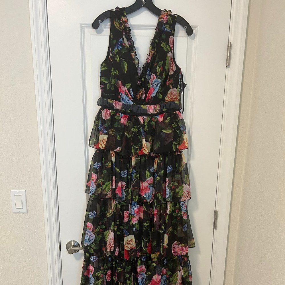 BASIX BLACK LABEL Black Floral Gown size 2
